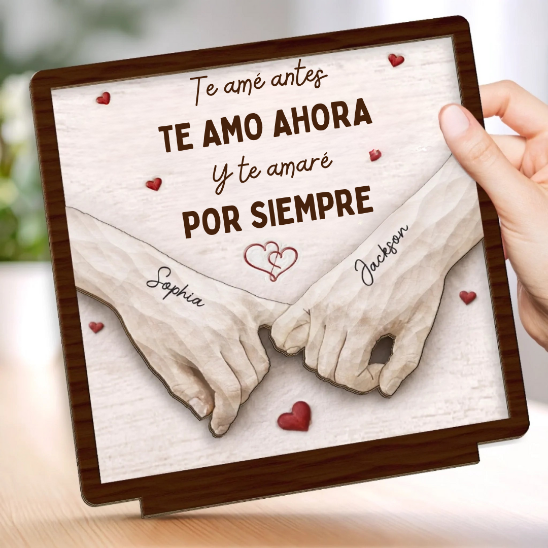 Placa de Madera “Te amo ahora y por siempre” — Manos entrelazadas personalizada con nombres (Regalo de aniversario y San Valentín)