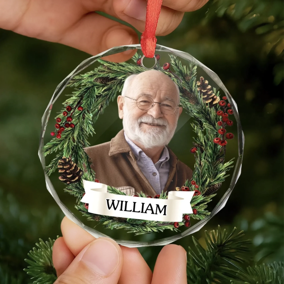 Ornamento navideño circular para árbol — Personalizado con foto y nombre del abuelo